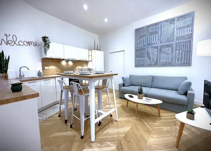 Hypercentre 2 A 4 Pers, Calme & Cosy Avec Terrasse Privee شقة