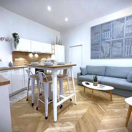 Hypercentre 2 A 4 Pers, Calme & Cosy Avec Terrasse Privee Lägenhet