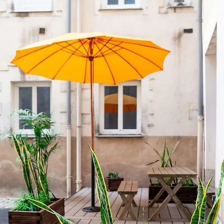 Apartment Hypercentre 2 A 4 Pers, Calme & Cosy Avec Terrasse Privee *
